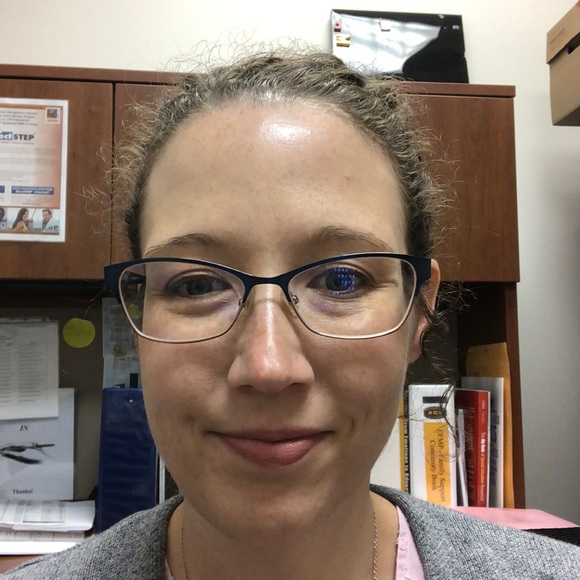 Meet your Posher, Sara - Picture 1 of 1